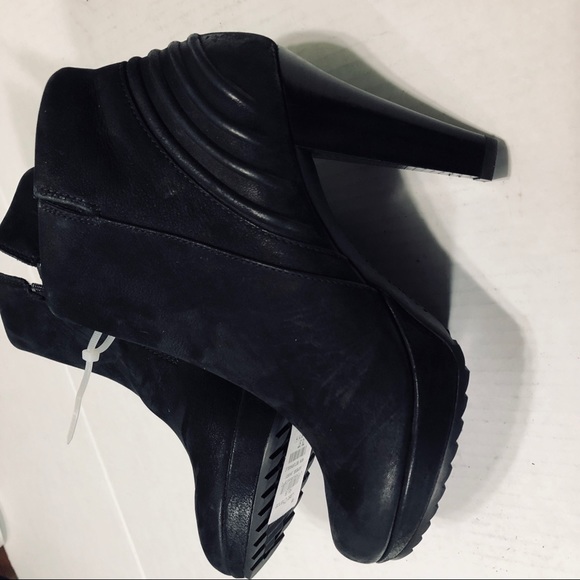 Paul Green real black Leather ankle boots size 5 - Picture 3 of 8